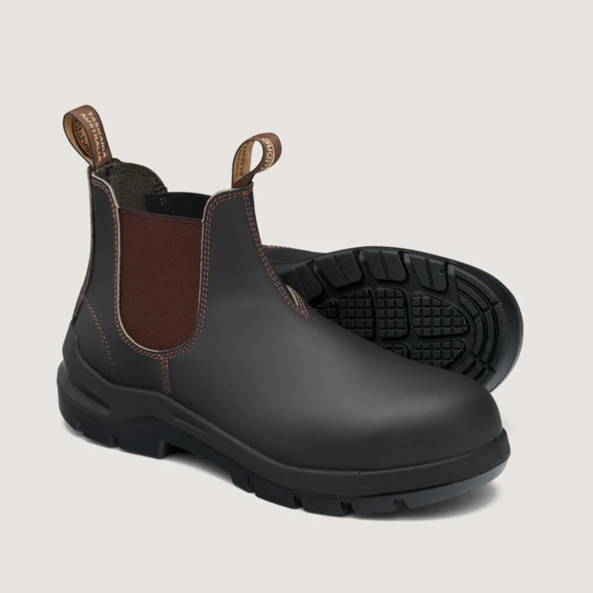 Blundstone 700 Leather Elastic Side Boot - Image 2
