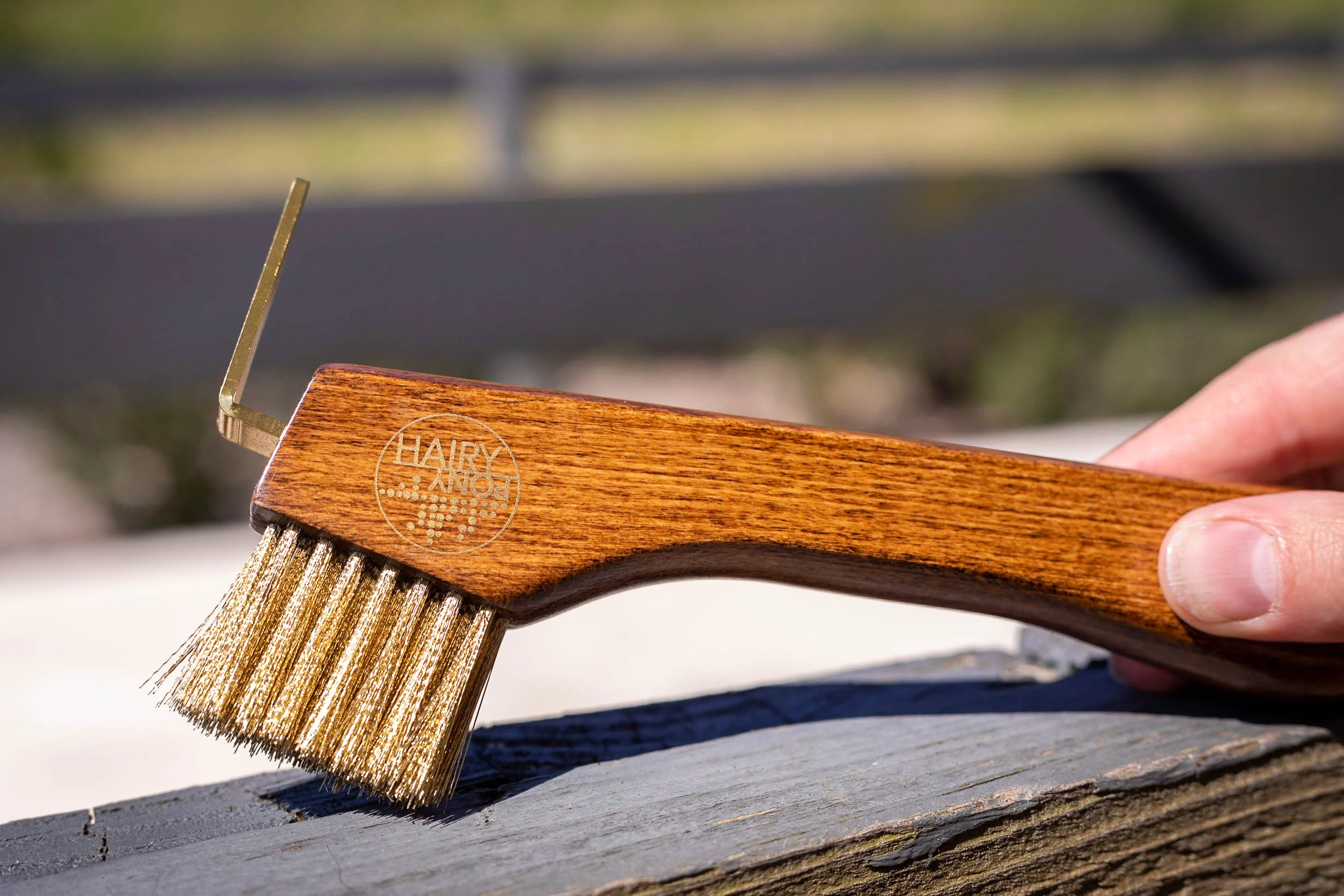 Hairy Pony Copper Bristle Hoof Pick - Image 2