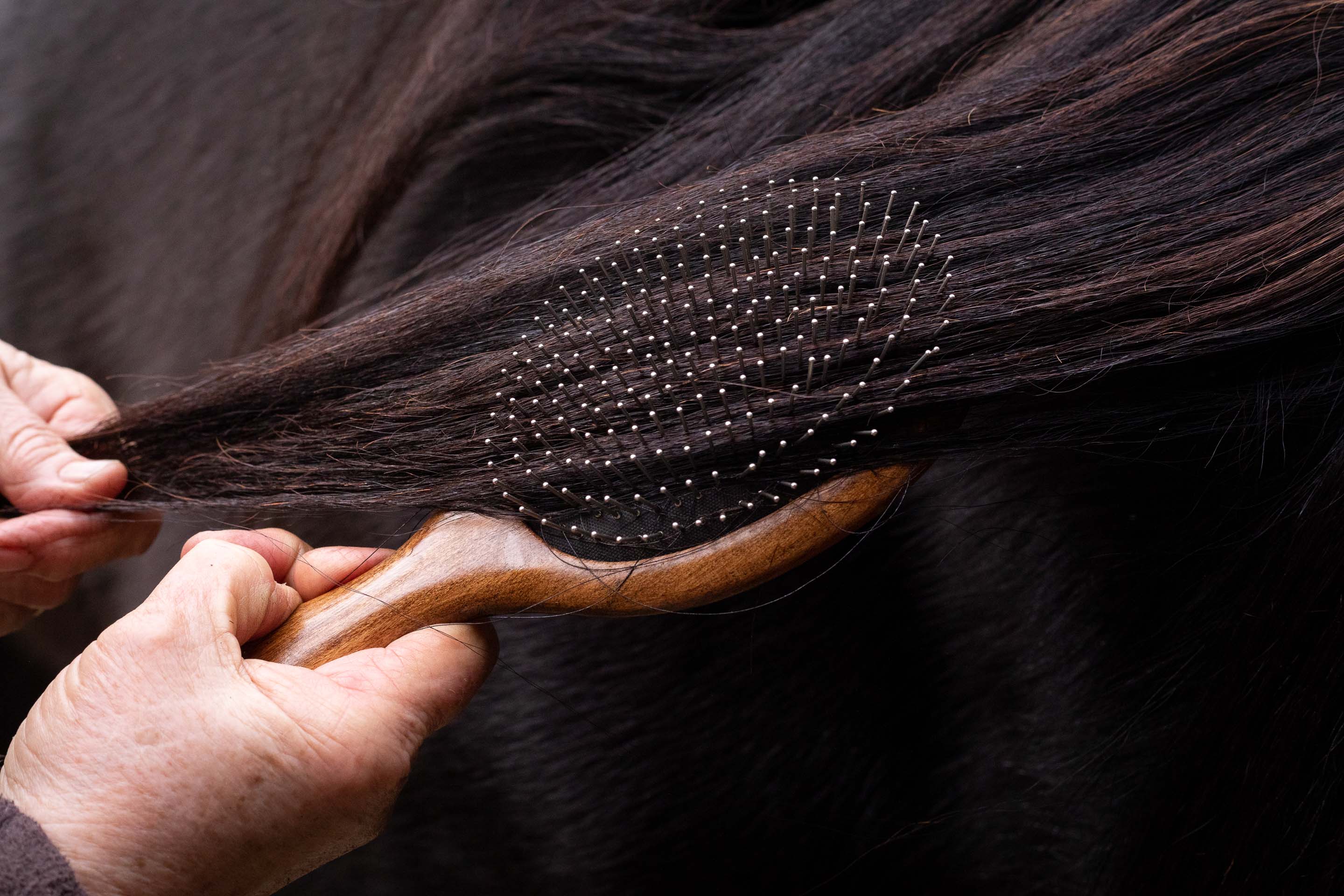 Hairy Pony Mane & Tail Brush - Image 5