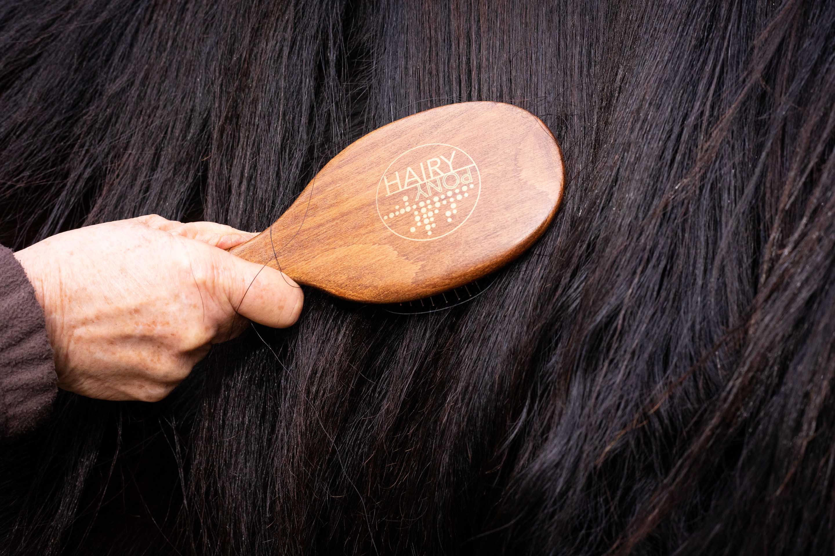 Hairy Pony Mane & Tail Brush - Image 6