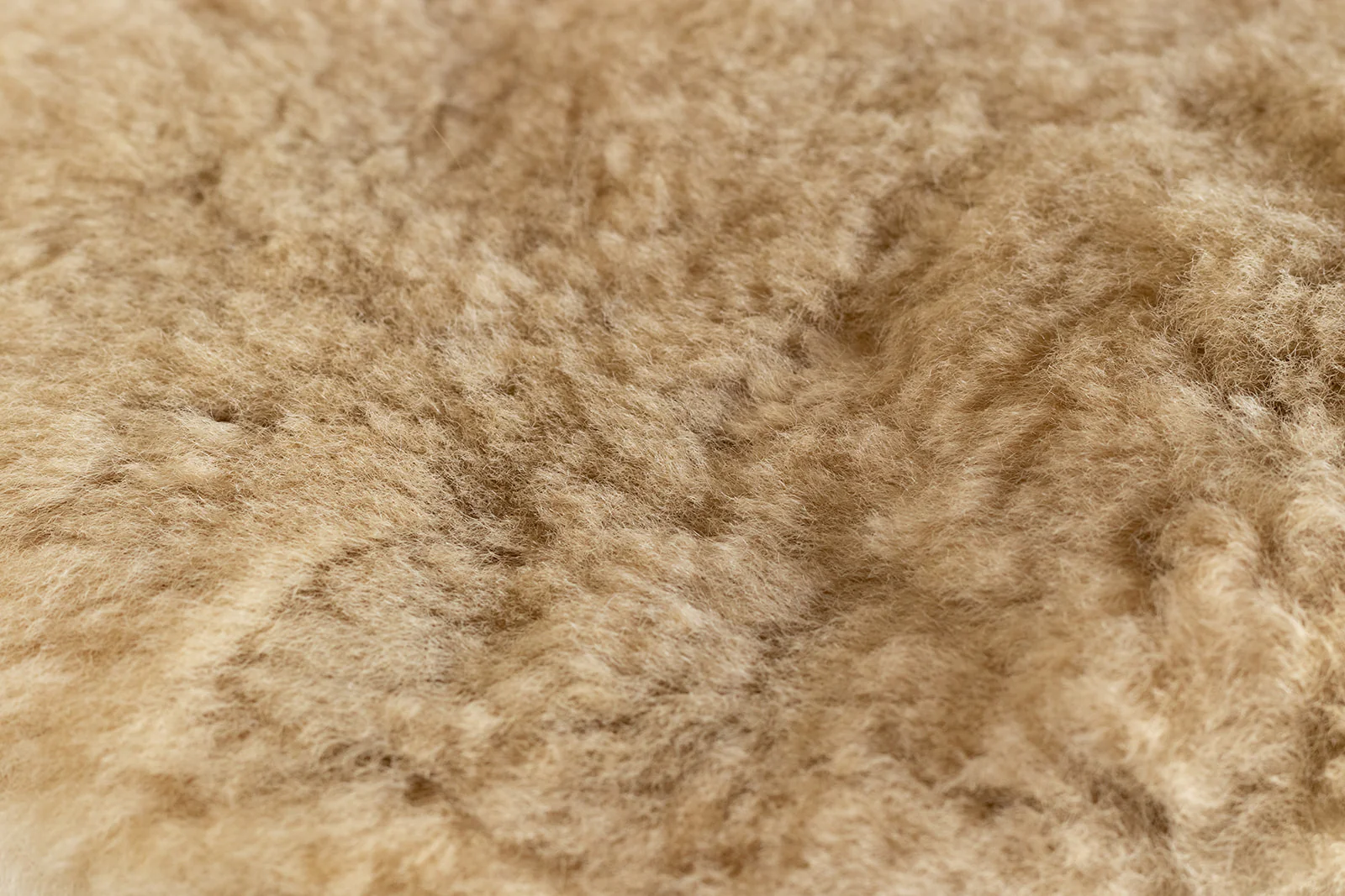 Hairy Pony Merino Wool Polishing Mitt - Image 2