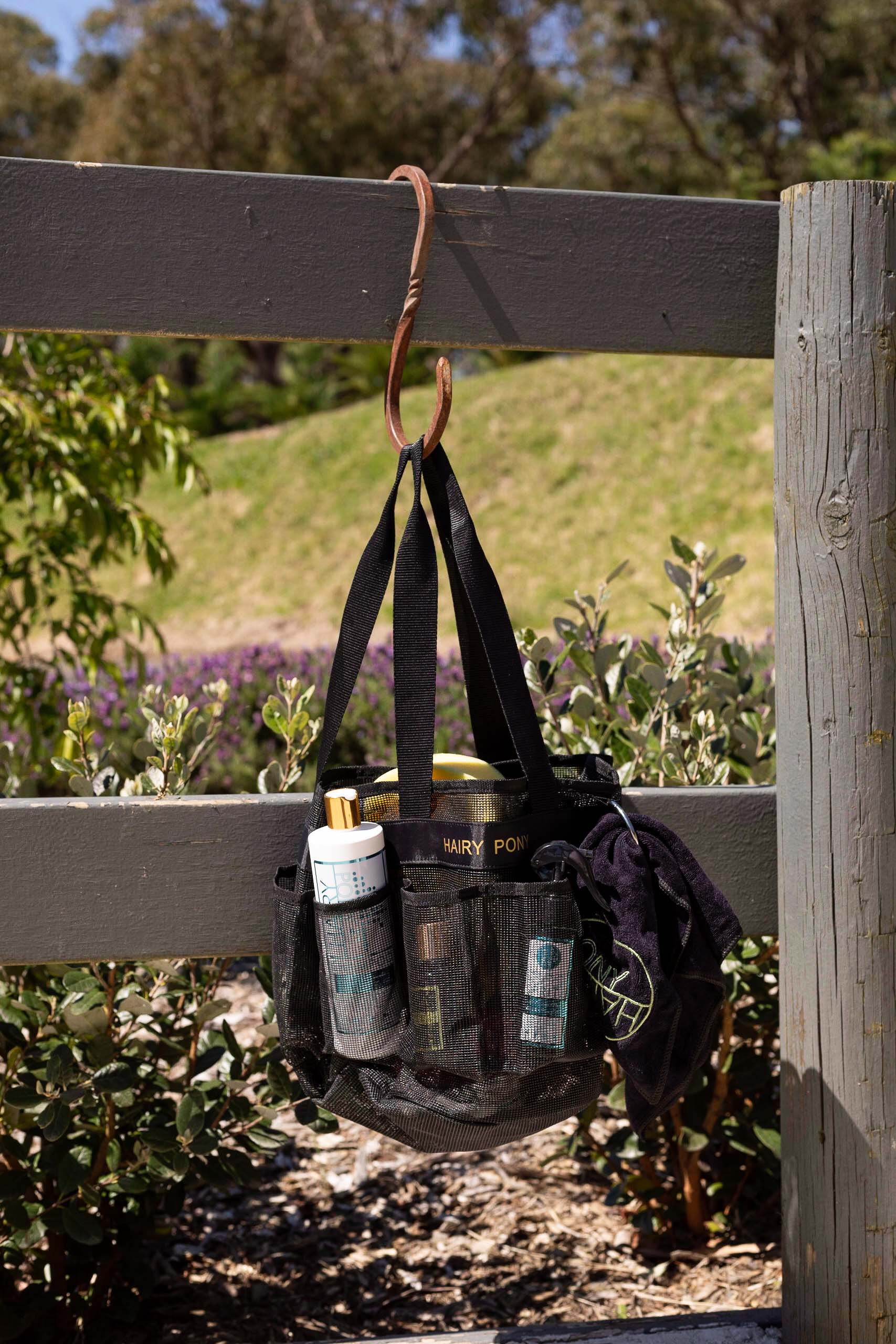 Hairy Pony Wash Bay Bag - Image 2