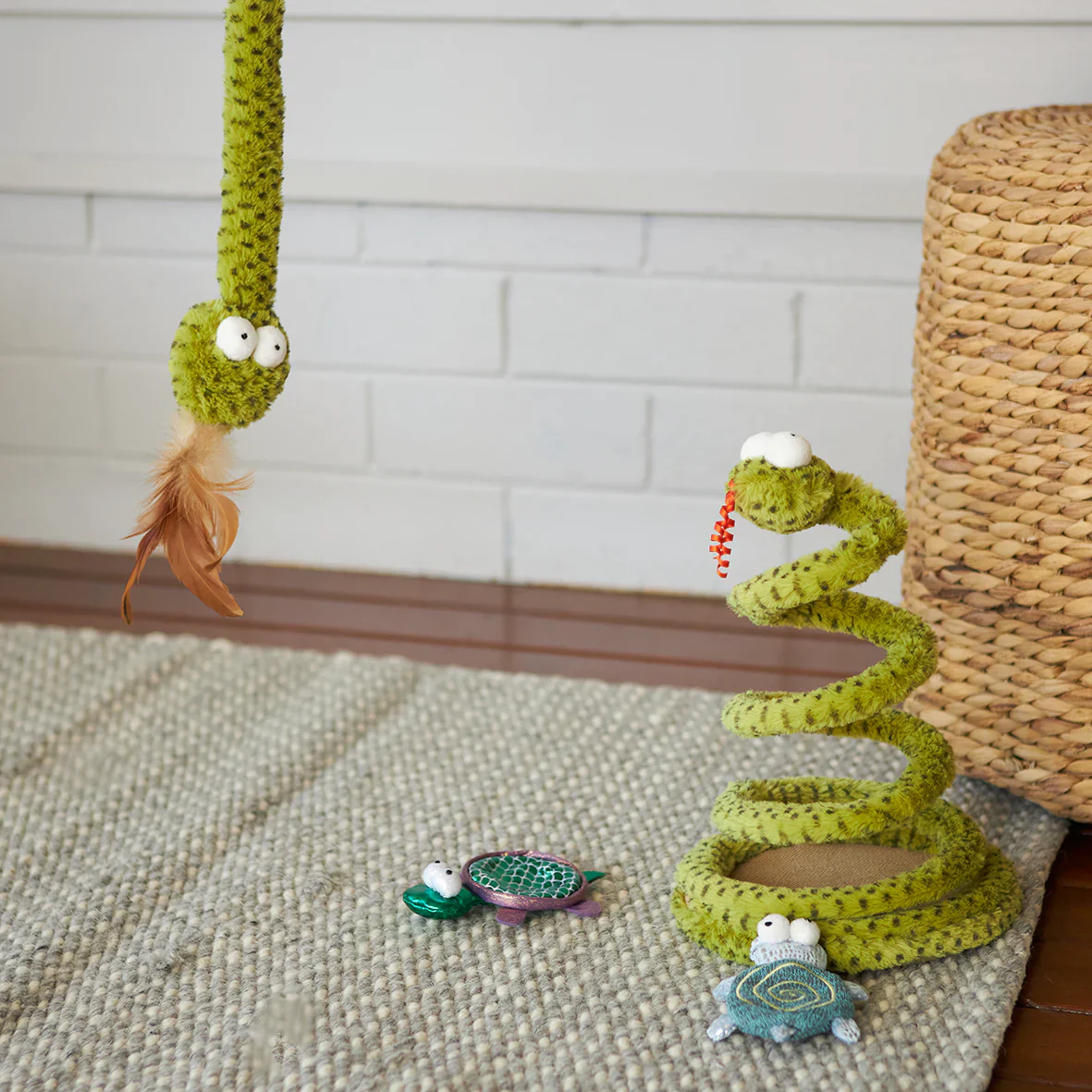 Kazoo Topsy Turtle Cat Toy - Image 4