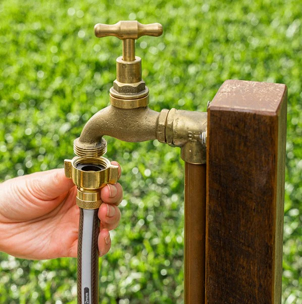 Neta Brass 12mm Screw On Tap Adaptor - Image 4
