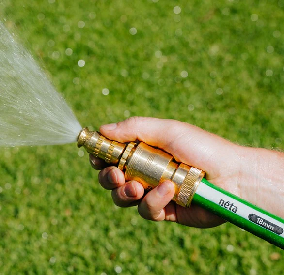 Neta Brass 18mm Click On Jumbo Nozzle - Image 3