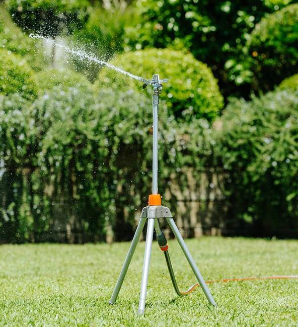 Neta Metal Tripod Impulse Sprinkler - Image 3