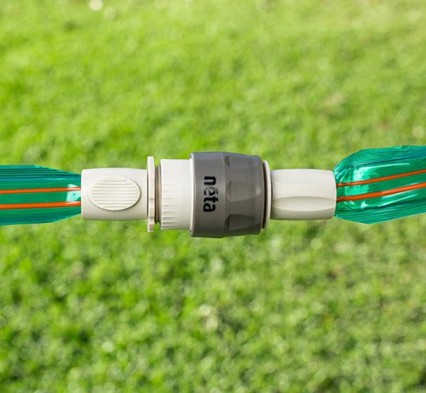 Neta Plastic 12mm x 3/4in FBSP Hose Connector - Image 3