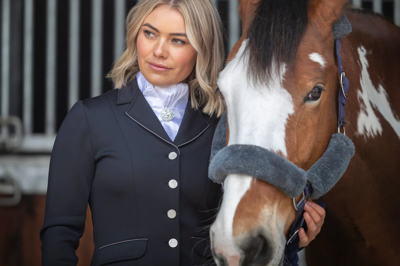 QJ Riding Wear Stocks With Pin - Image 5