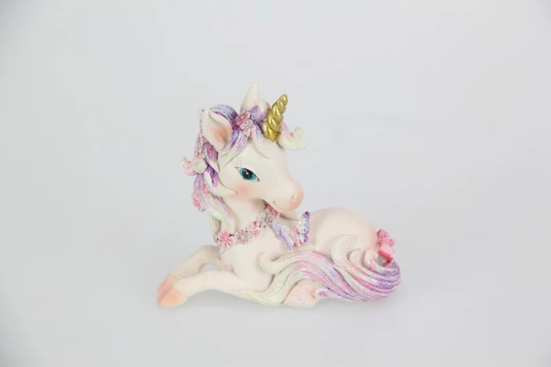 Sitting Unicorn with Butterfly Asstd 8cm - Image 3
