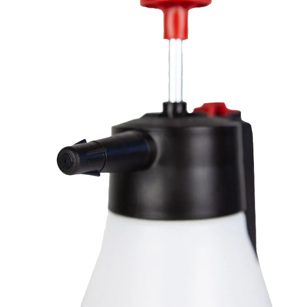 Solo 404 2L Manual Sprayer - Image 2