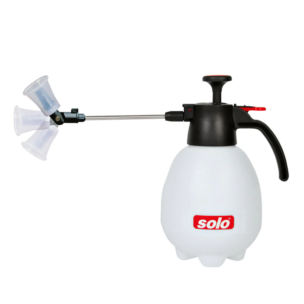 Solo 402 2L Manual Sprayer - Image 2