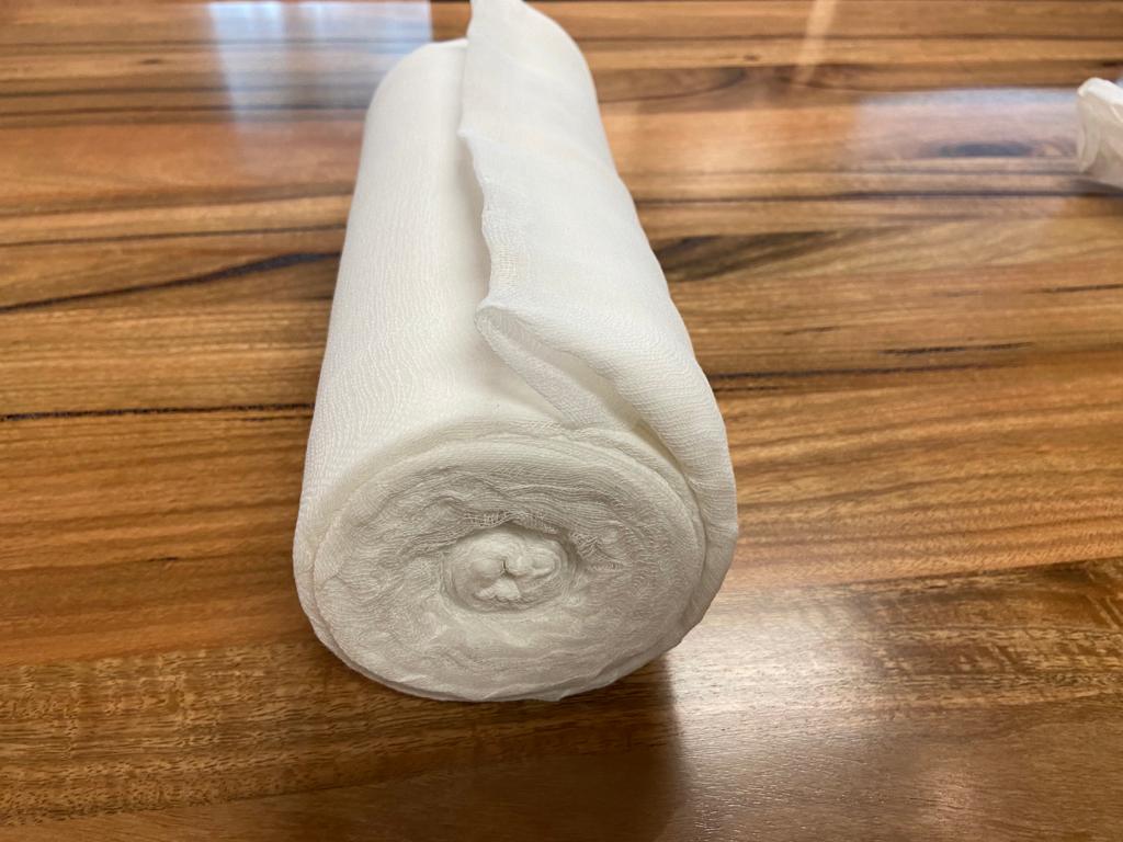 Super Absorbent Gamgee Padding Roll - Image 2